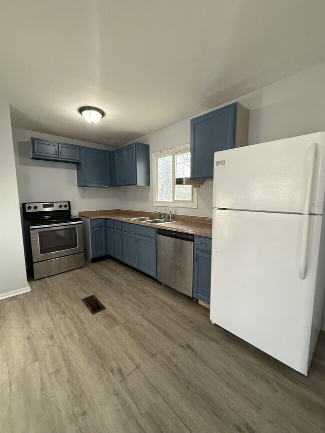 Foto del edificio - 3138 Midvale Dr