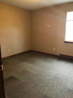 Building Photo - 348 Oxford Ct