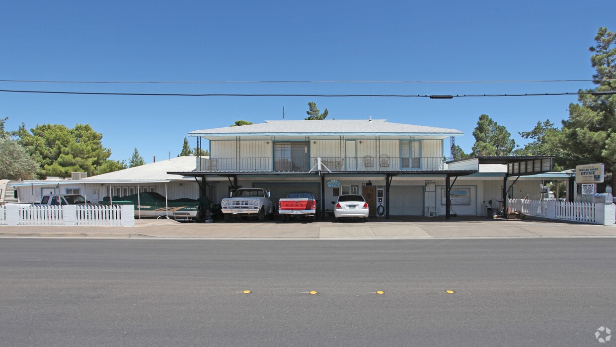 Primary Photo - Triple K Trailer Court