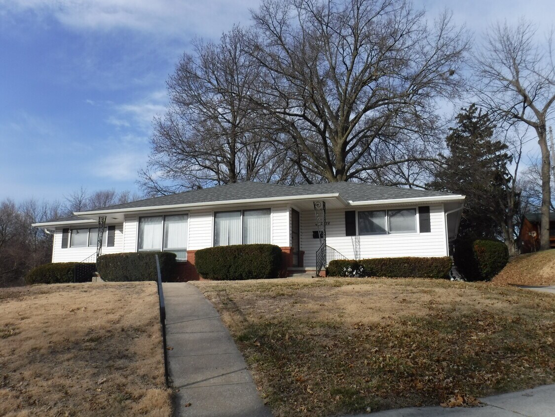 Primary Photo - 2222 Agency Rd