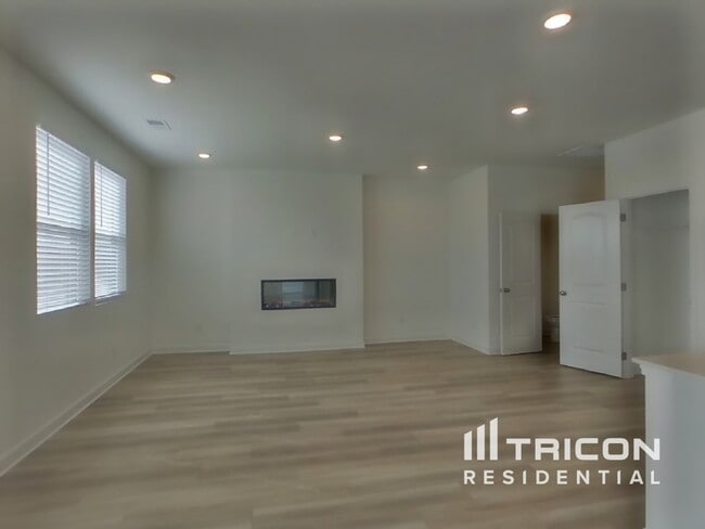 Foto del edificio - 5311 Carnegie Rd