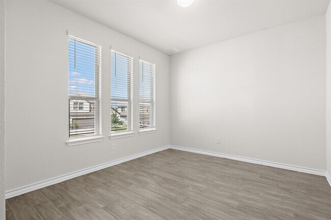 Foto del edificio - 148 Limonite Ln