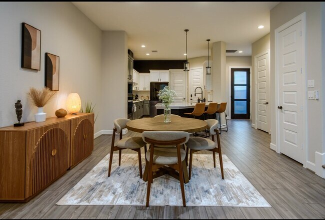 Building Photo - 1109 Robbie St