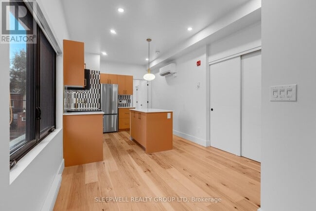 Photo du bâtiment - 476-476 Rue Wilbrod St