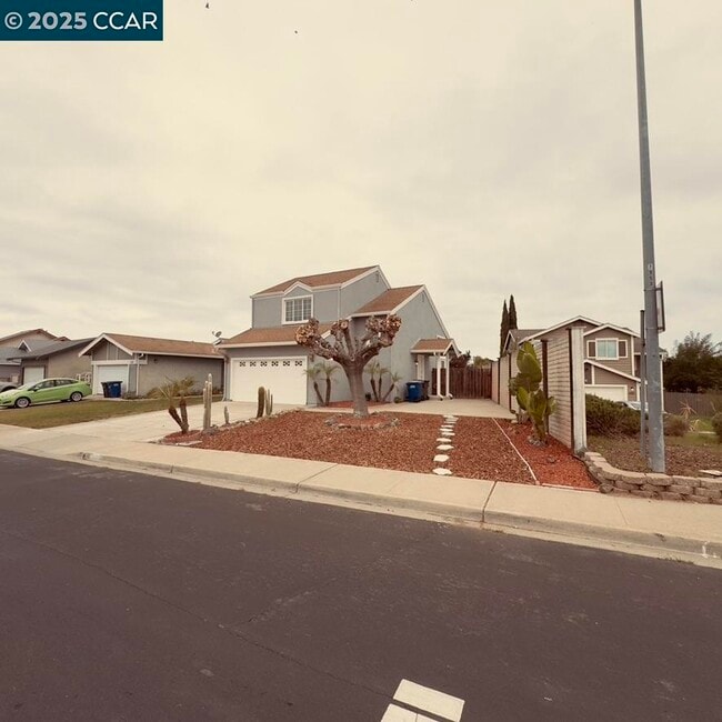 Building Photo - 202 Almondtree Ln