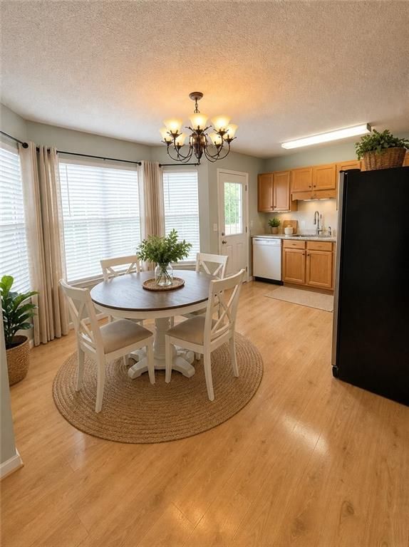 Foto del edificio - 62 Kingston Pointe Dr