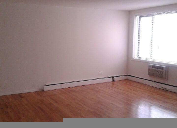 Primary Photo - 1 bedroom in Chicago IL 60626
