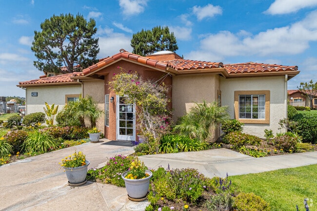 Leasing Center - Riverview Springs