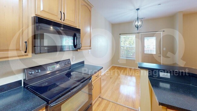 Foto del edificio - 9849 Wilkins Way