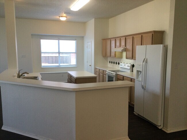 Foto del edificio - 300 Trailwood Dr