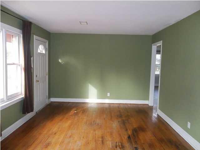 Primary Photo - Cozy 3 Bedroom Home