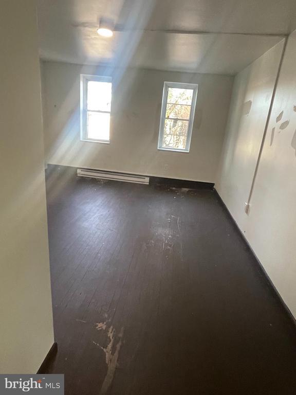 Building Photo - 2723 W 3rd St