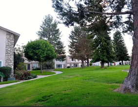 Building Photo - 11086 El Amarillo Ave