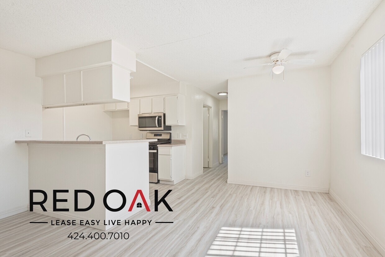 Primary Photo - Outstanding One Bedroom with Private Balco...