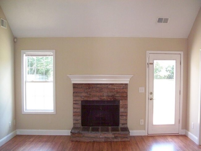 Building Photo - 2337 Hartley Ct