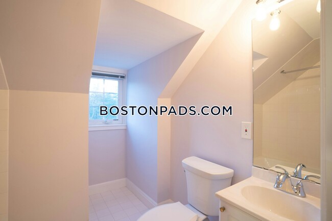 Foto del edificio - 40 Puddingstone Ln