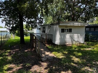 Building Photo - 22056 Hwy Mm
