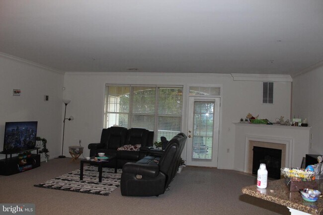 Building Photo - 614 Masterson Ct