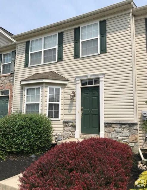 Building Photo - 239 Cartledge Ln
