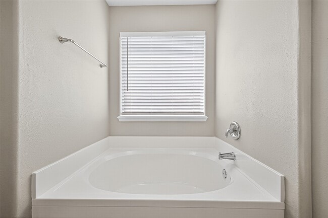Building Photo - 14418 Cellini Dr