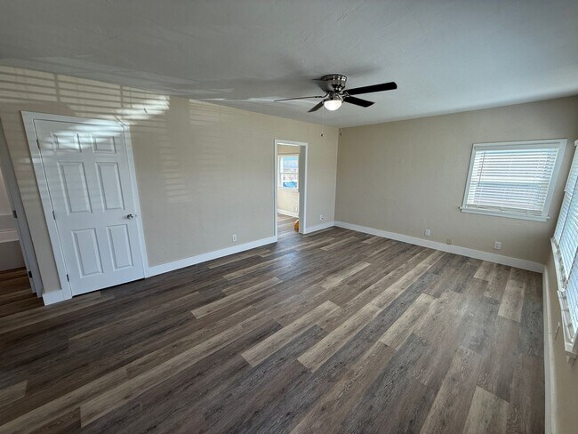 Foto del edificio - 3 bed 2 bath house with garage