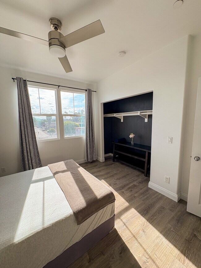 Foto del edificio - 505 Finch Ln