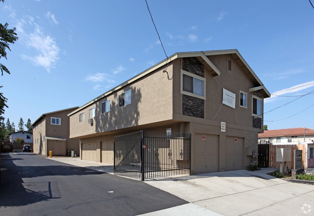 Arbor View Apartments Lakeside Ca Apartments Com