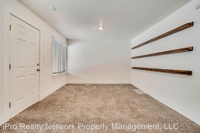 Foto del edificio - 4 br, 2 bath House - 2153 Jackson Avenue