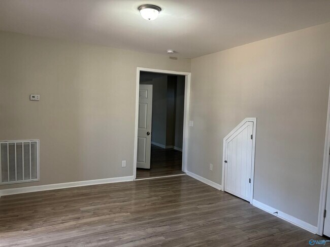 Foto del edificio - 3501 S Broad Pl SW