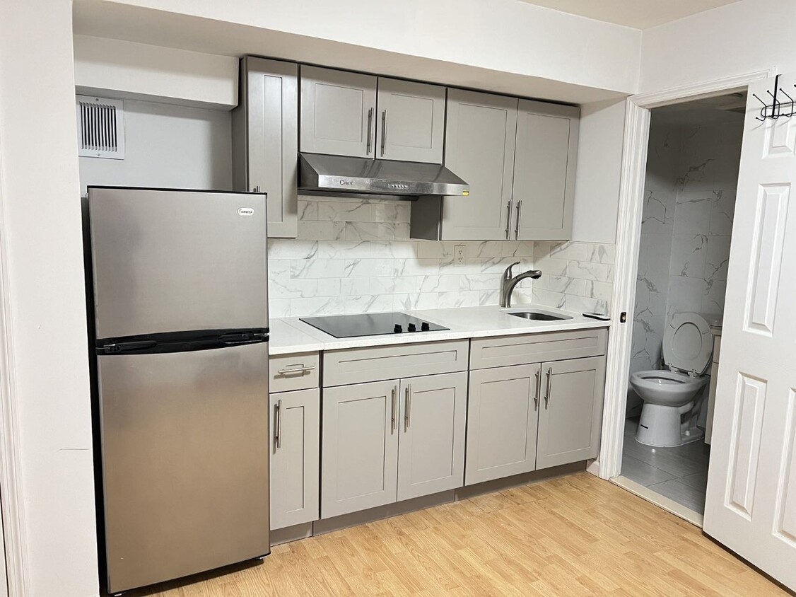 216 Arlene St Unit 1, Staten Island, NY 10314 Apartments in Staten