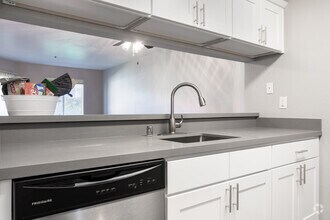 Serramonte Ridge photo'