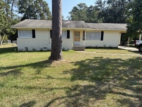 Building Photo - 6012 US 49