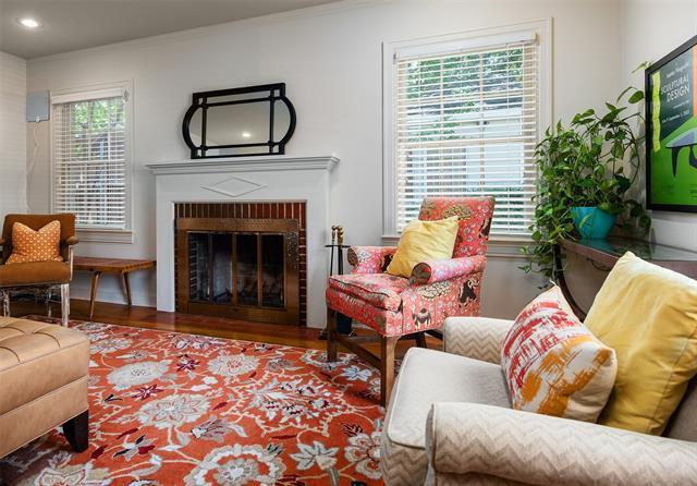 Foto del edificio - 5122 W Amherst Ave