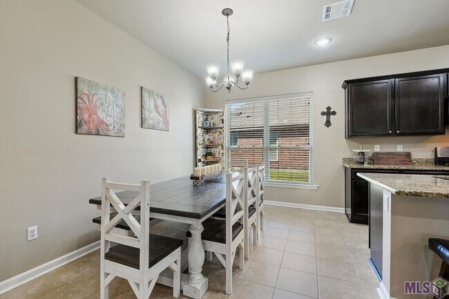 Foto del edificio - 644 Greenwich Dr