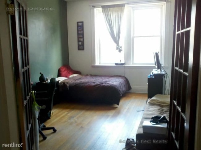Building Photo - 2 br, 1 bath Apartment - 85 Saint Marys St 7A