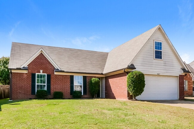 Building Photo - 6667 Kentbrook Dr