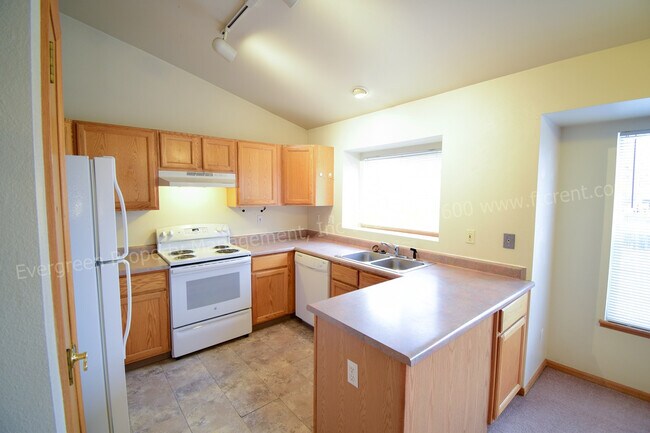 Foto del edificio - 648 Brewer Dr