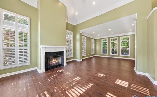 Building Photo - 104 Elm Cove