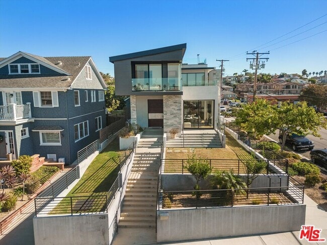 Building Photo - 628 Elvira Ave