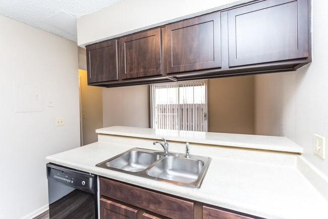 3HAB, 2BA - 1,432 ft² - Willows at Tamarac