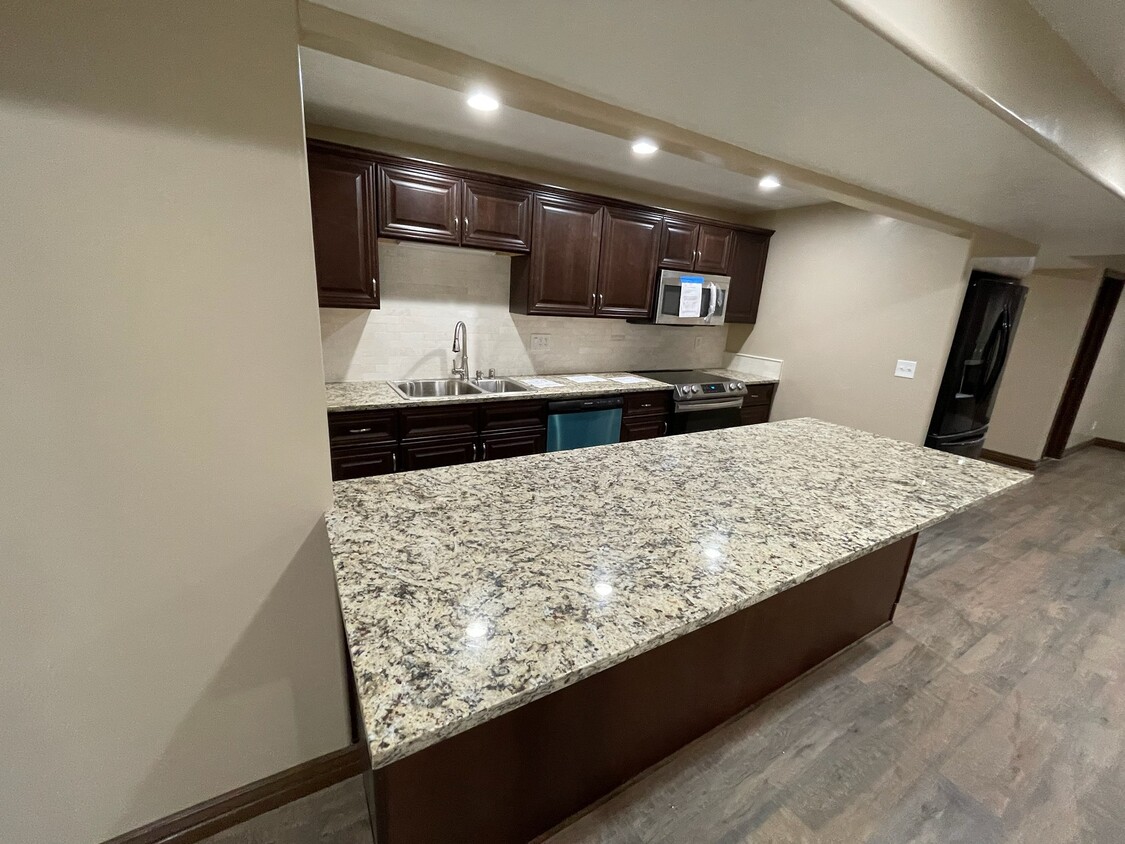 Kitchen - 3024 S 600 W