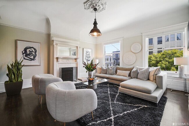 Foto del edificio - 3042 Jackson St