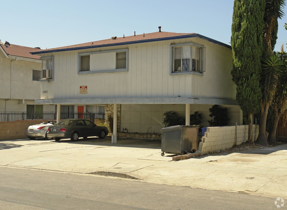 Building Photo - 1143 N Formosa Ave