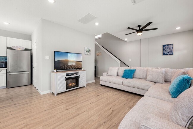 Foto del edificio - 8357 Tate St