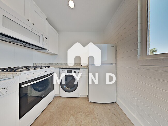 Foto del edificio - 4830 E Willetta St Apt 8