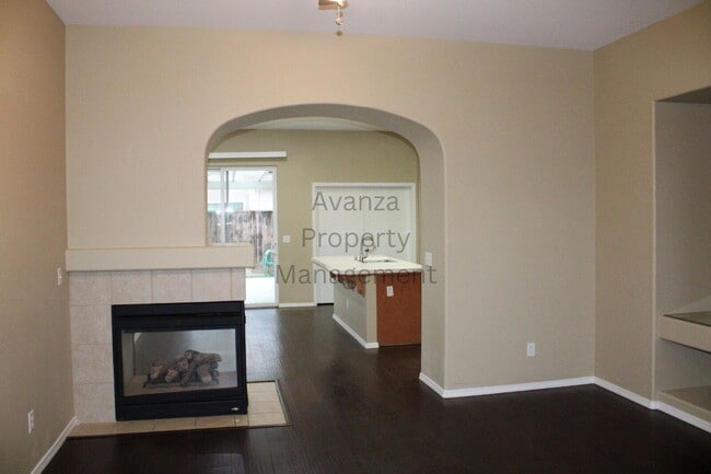 Building Photo - Home for Rent