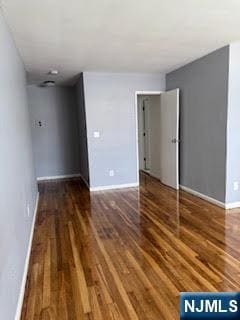 Building Photo - 117 W Roselle Ave
