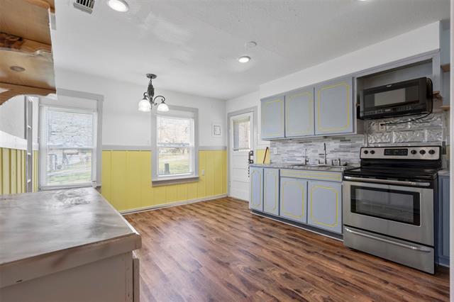 Building Photo - 6870 Briar Rd