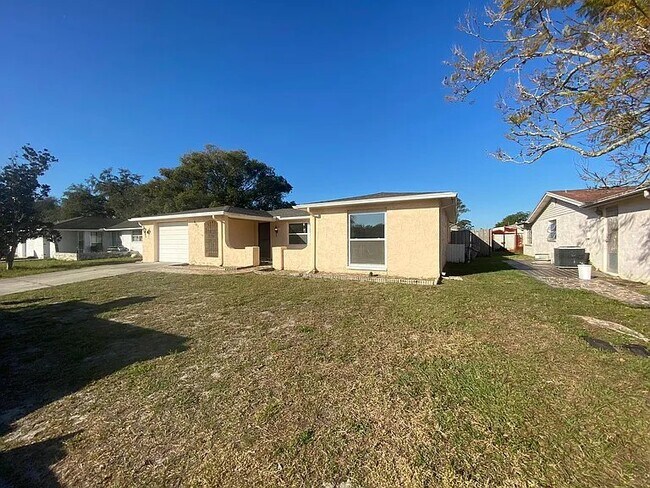 Building Photo - 9105 Hermitage Ln