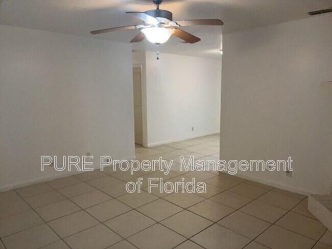 Foto del edificio - 5714 SE 4th St